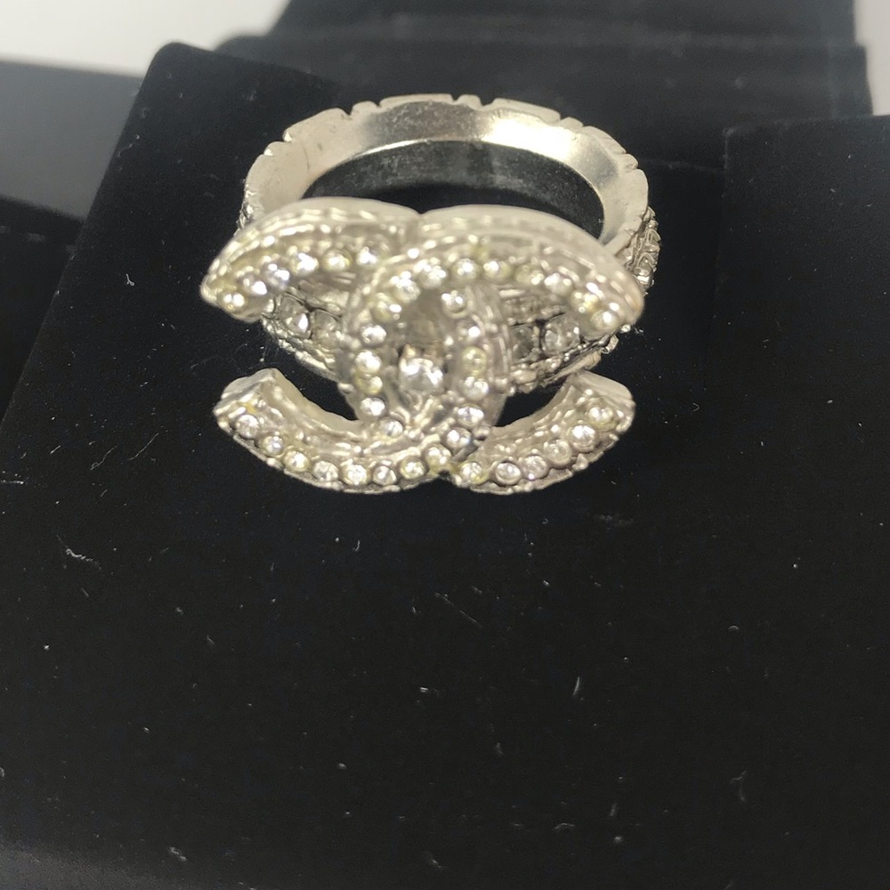 💎Gorgeous💎Chanel authentic ring